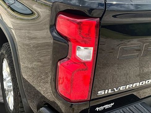 Used 2020 Chevrolet Silverado 2500 High Country w/ Technology Package AWD/4WD image 25