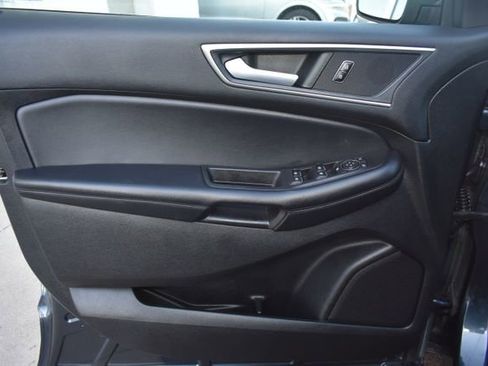 Used 2023 Ford Edge SEL w/ Convenience Package image 14