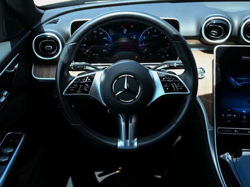 Used 2025 Mercedes-Benz C 300 Sedan image 11