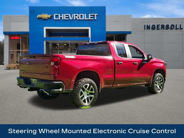 Used 2020 Chevrolet Silverado 1500 Custom Trail Boss w/ Custom Convenience Package AWD/4WD image 26