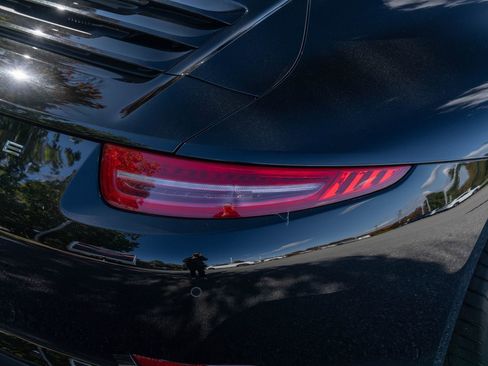 Used 2016 Porsche 911 Carrera S image 13
