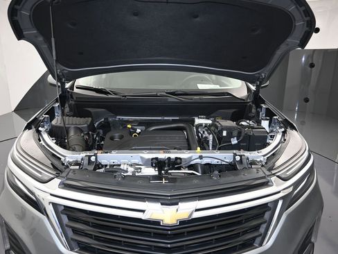 Used 2024 Chevrolet Equinox LT AWD/4WD image 26