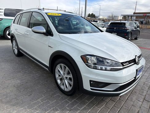 Used 2019 Volkswagen Golf Alltrack SE image 7