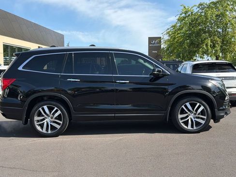 Used 2018 Honda Pilot Elite image 3