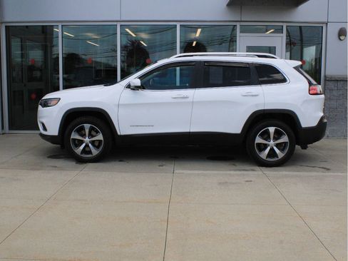 Used 2019 Jeep Cherokee Limited AWD/4WD image 5
