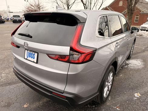 Certified 2026 Honda CR-V EX image 3