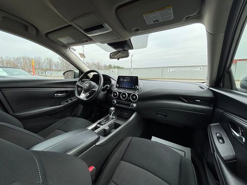 Used 2024 Nissan Sentra SV image 15