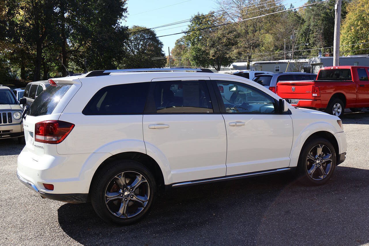 Used 2016 Dodge Journey Crossroad w/ Rear Seat Video Group I FWD image 10