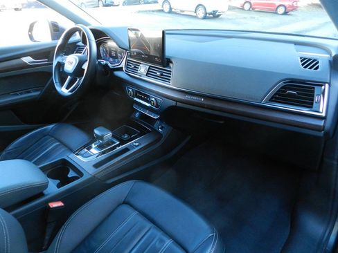 Used 2023 Audi Q5 2.0T Premium Plus w/ Premium Plus Package AWD/4WD image 25