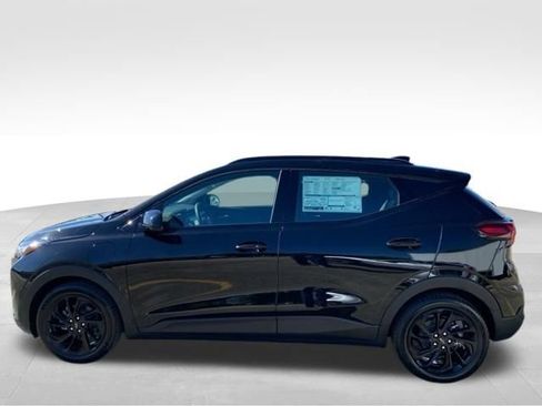 New 2027 Chevrolet Bolt RS w/ Technology Package FWD image 10