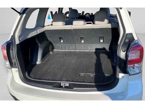 Used 2017 Subaru Forester 2.5i Premium w/ All-Weather Package AWD/4WD image 24