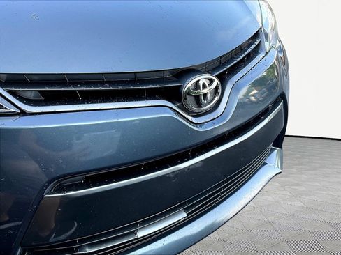 Used 2015 Toyota Corolla LE FWD image 33
