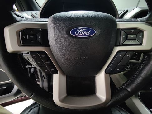 Used 2019 Ford F150 Lariat w/ Equipment Group 502A Luxury image 27