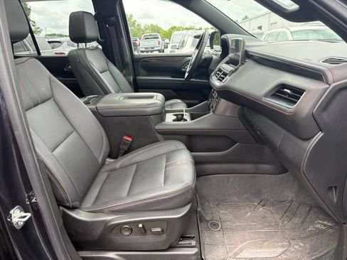 Used 2023 Chevrolet Tahoe RST w/ Luxury Package AWD/4WD image 18