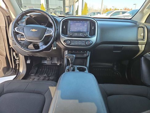 Used 2021 Chevrolet Colorado LT w/ Fleet Safety Package image 16