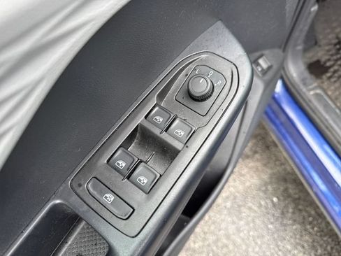 Used 2024 Volkswagen Taos S FWD image 23