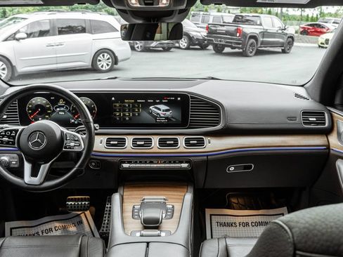 Used 2022 Mercedes-Benz GLS 450 4MATIC image 7