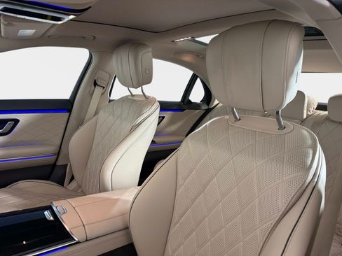 Used 2024 Mercedes-Benz S 500 4MATIC image 38