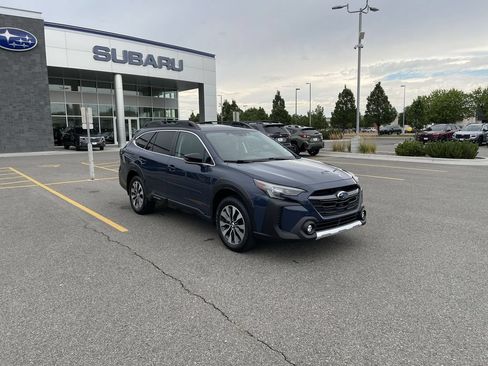 Used 2023 Subaru Outback Limited XT AWD/4WD image 2