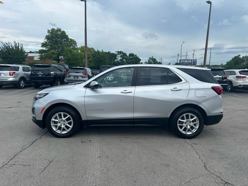 Used 2022 Chevrolet Equinox LT w/ Driver Convenience Package AWD/4WD image 6