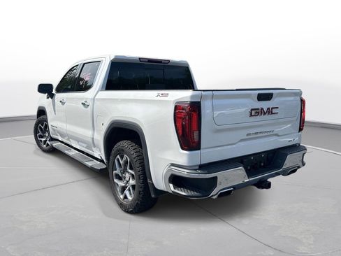 Used 2022 GMC Sierra 1500 SLT w/ SLT Premium Plus Package AWD/4WD image 8