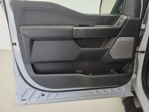 Used 2022 Ford F150 XLT w/ Equipment Group 302A High AWD/4WD image 19