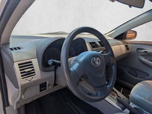 Used 2009 Toyota Corolla LE FWD image 9