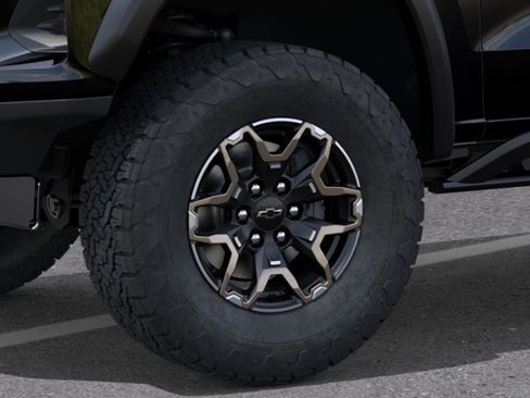 New 2026 Chevrolet Colorado ZR2 w/ Technology Package AWD/4WD image 33