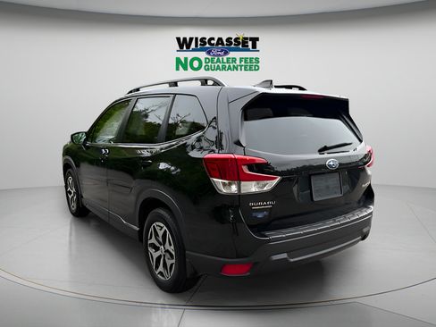 Used 2024 Subaru Forester Premium AWD/4WD image 28