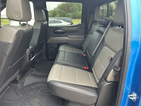 Used 2024 Chevrolet Silverado 1500 ZR2 image 27