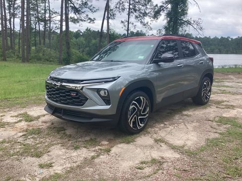 New 2026 Chevrolet TrailBlazer RS w/ Convenience Package FWD image 1