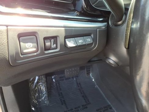 Certified 2022 Cadillac XT6 Premium Luxury w/ Technology Package AWD/4WD image 29