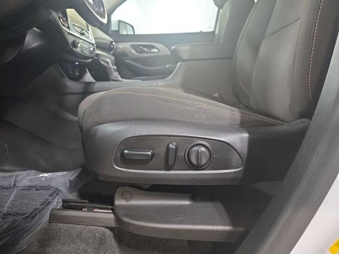 Used 2021 Chevrolet Traverse LT AWD/4WD image 32