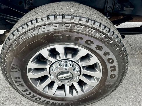 Certified 2022 Ford F250 Lariat image 10