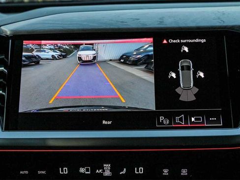 Used 2023 Audi Q4 e-tron Premium Plus image 23