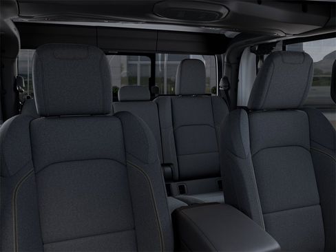 New 2025 Jeep Gladiator Sport image 26