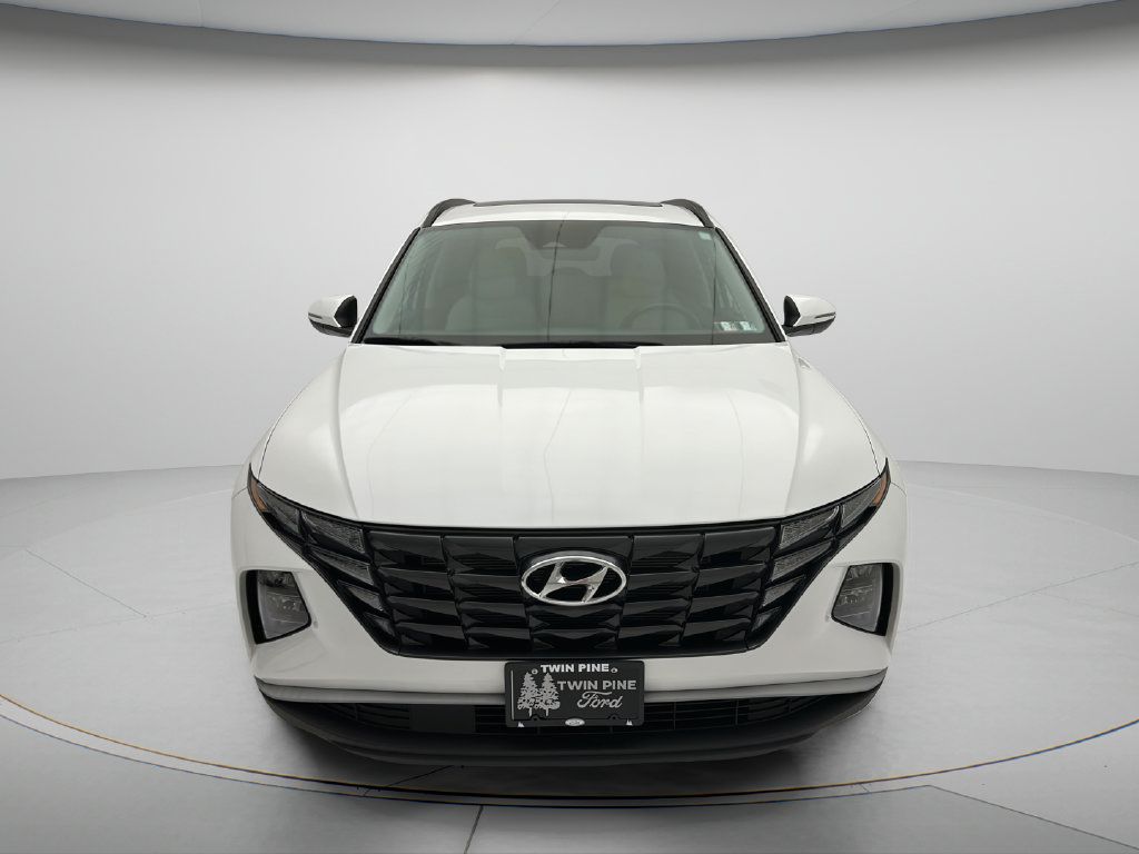 Used 2024 Hyundai Tucson SEL w/ Convenience Package AWD/4WD image 2