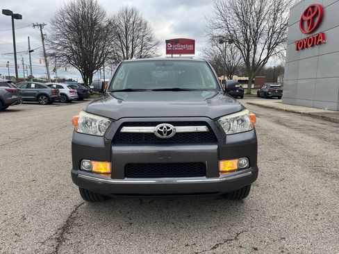 Used 2013 Toyota 4Runner Limited image 8