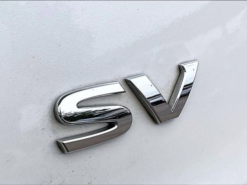 Used 2023 Nissan Rogue SV w/ SV Premium B Package image 10