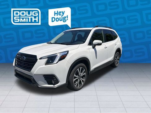 Used 2023 Subaru Forester Limited AWD/4WD image 1