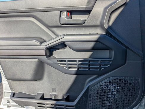 Used 2025 Toyota 4Runner SR5 image 13