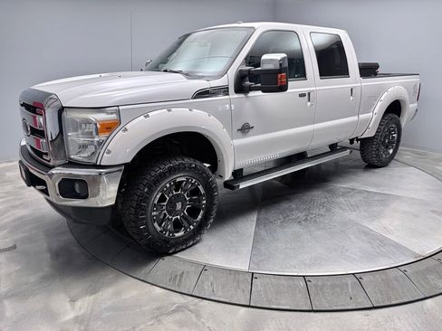 Used 2014 Ford F250 Lariat w/ Lariat Ultimate Package AWD/4WD image 1