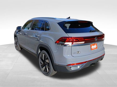 New 2026 Volkswagen Atlas Cross Sport SEL AWD/4WD image 3