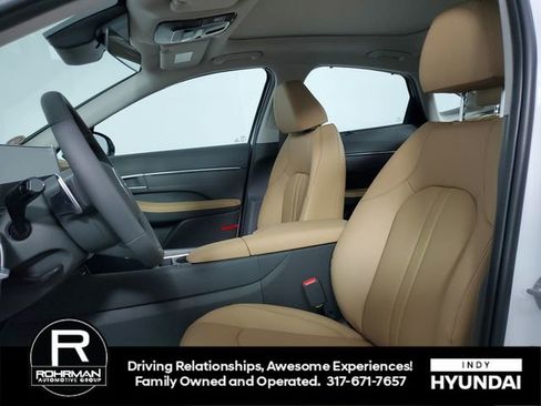 New 2025 Hyundai Sonata Limited image 11