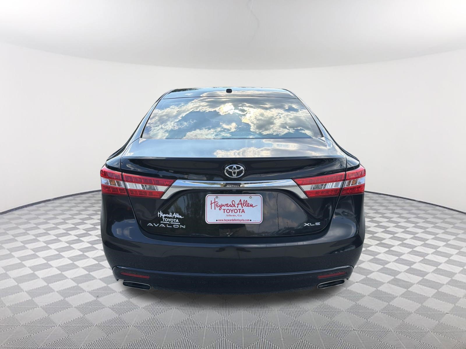 Used 2014 Toyota Avalon XLE Touring FWD image 14