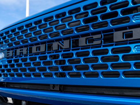 New 2025 Ford Bronco Badlands image 19