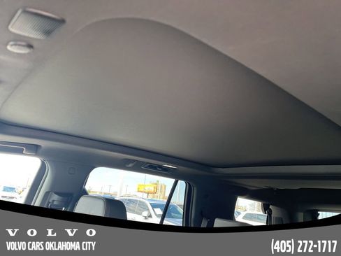 Used 2024 Chevrolet Tahoe High Country image 10