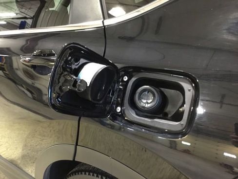 Used 2022 Honda CR-V EX-L image 13