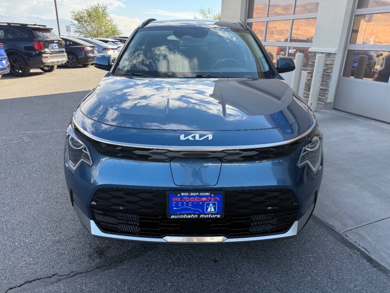 Used 2024 Kia Niro Wind w/ Wind Preserve Package FWD image 9