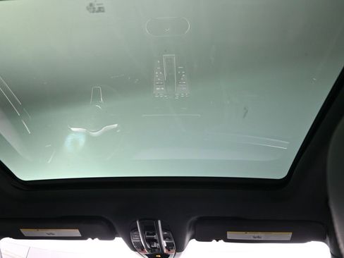 Used 2019 Porsche Cayenne image 28